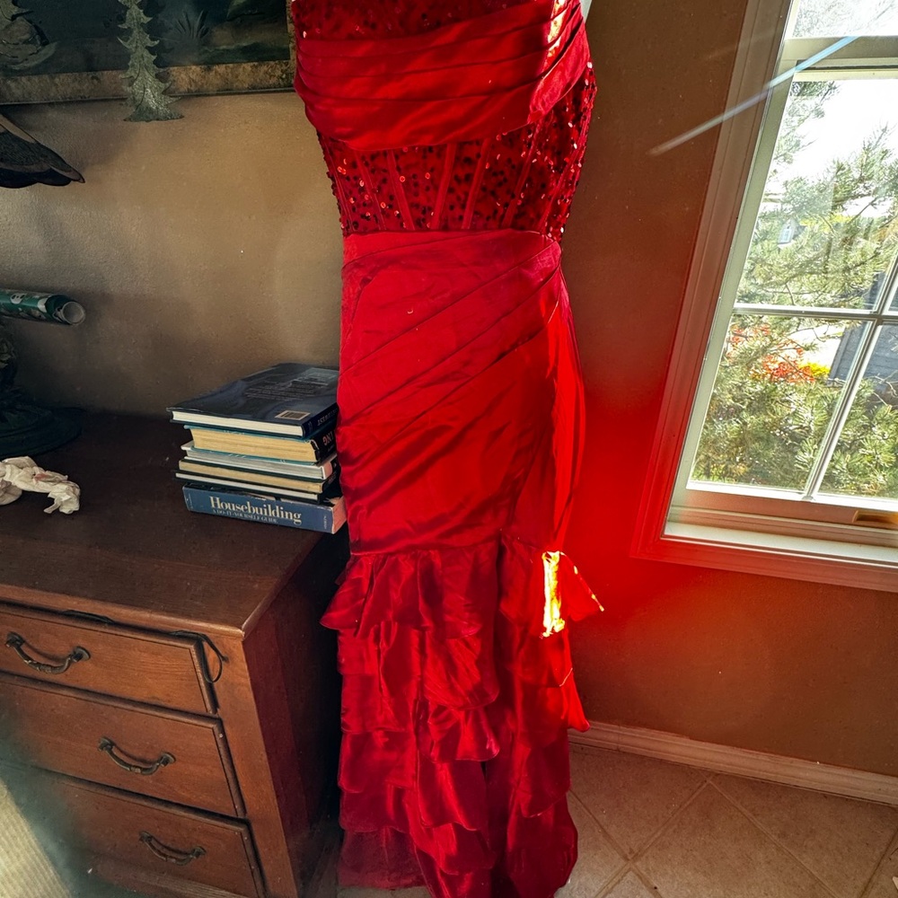 Elegant Red Evening Gown